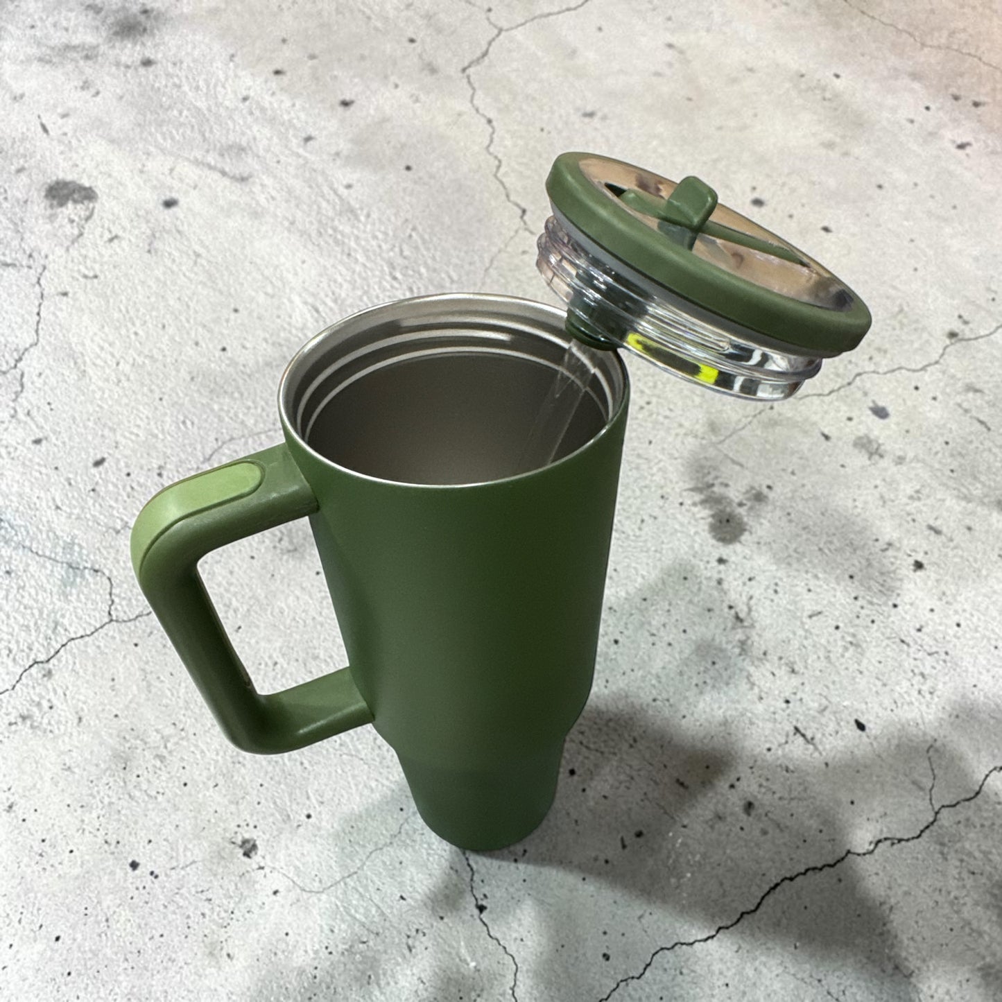 40oz Powder Coated Stainless Steel Tumbler with Handle OLIVE/ARMY GREEN